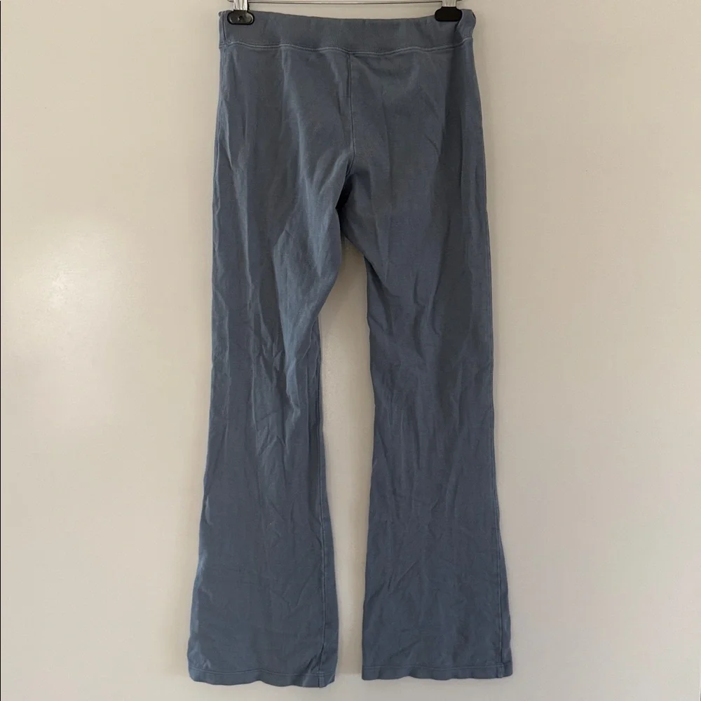 Brandy Melville Yoga Flare Pants Womens Medium Blue Gray Drawstring - Picture 5 of 8